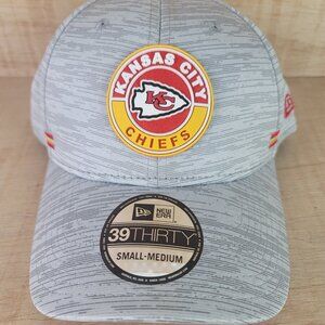 Kansas City Chiefs NFL New Era 39THIRTY Team Flex Cap Hat Size Small Medium
